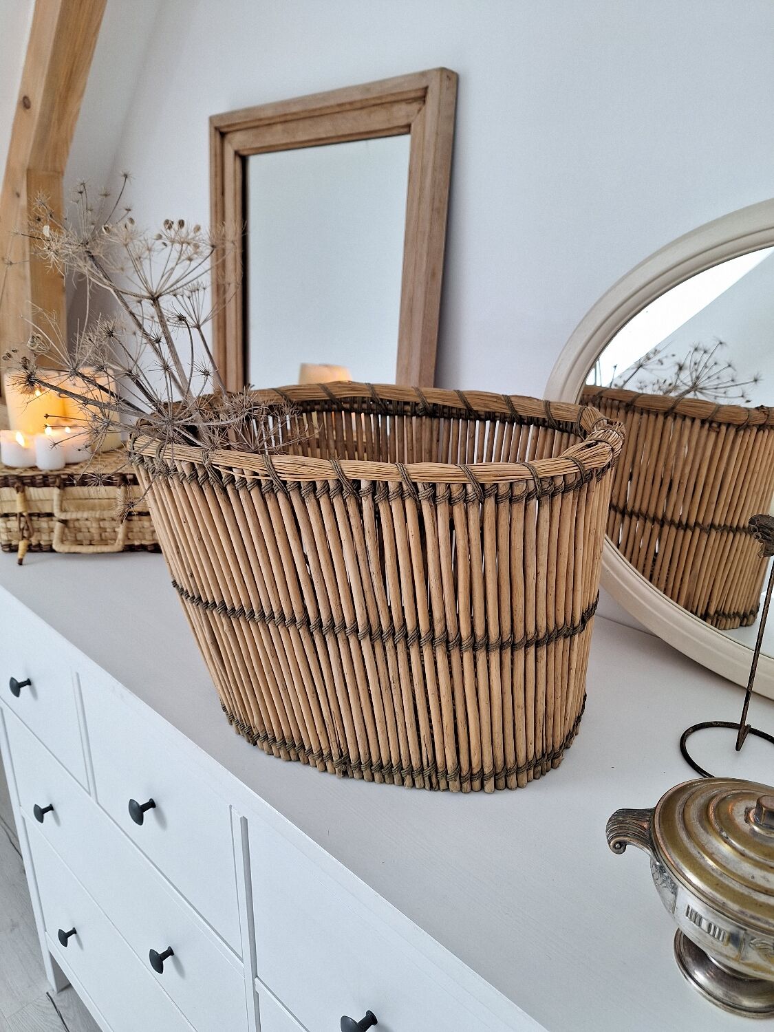 Rattan basket / basket