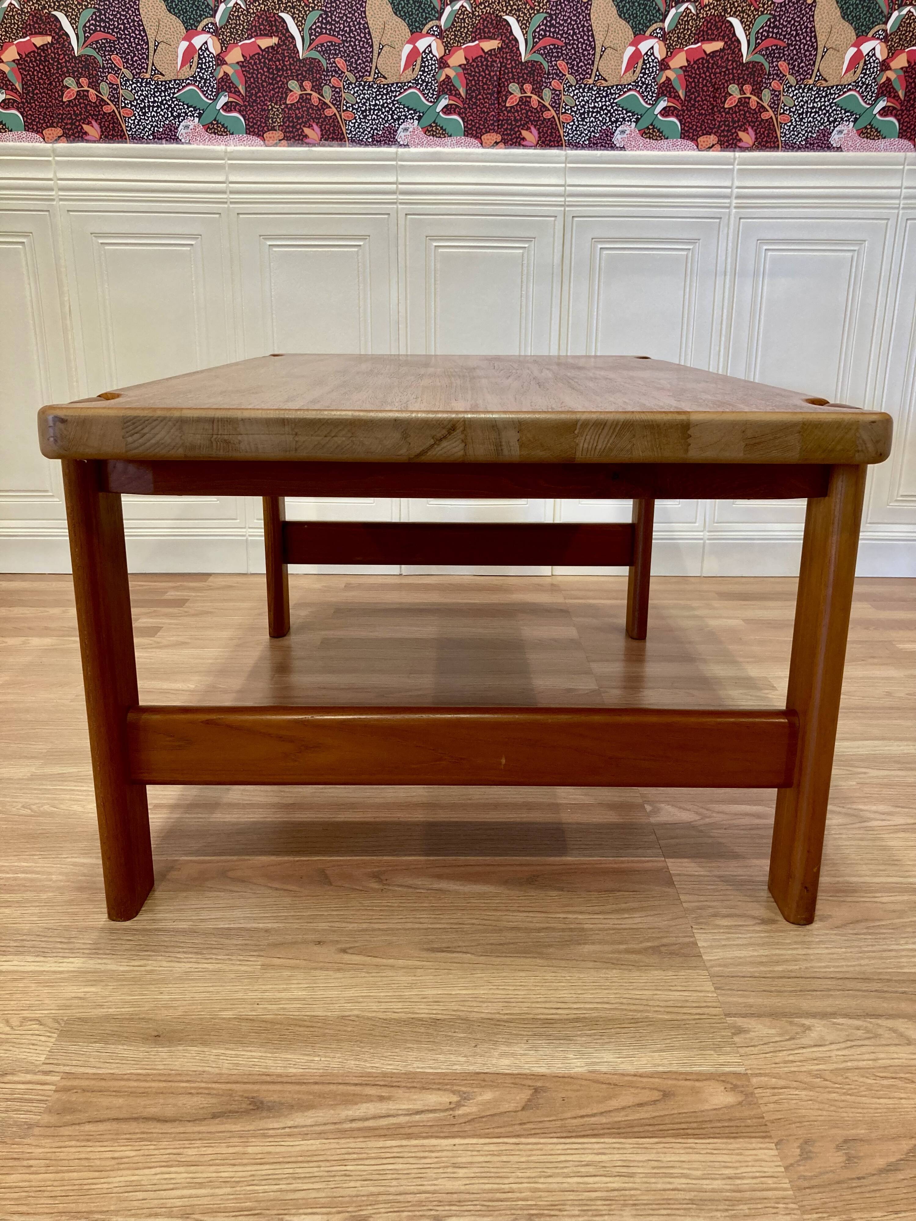 1960s Scandinavian design coffee table.