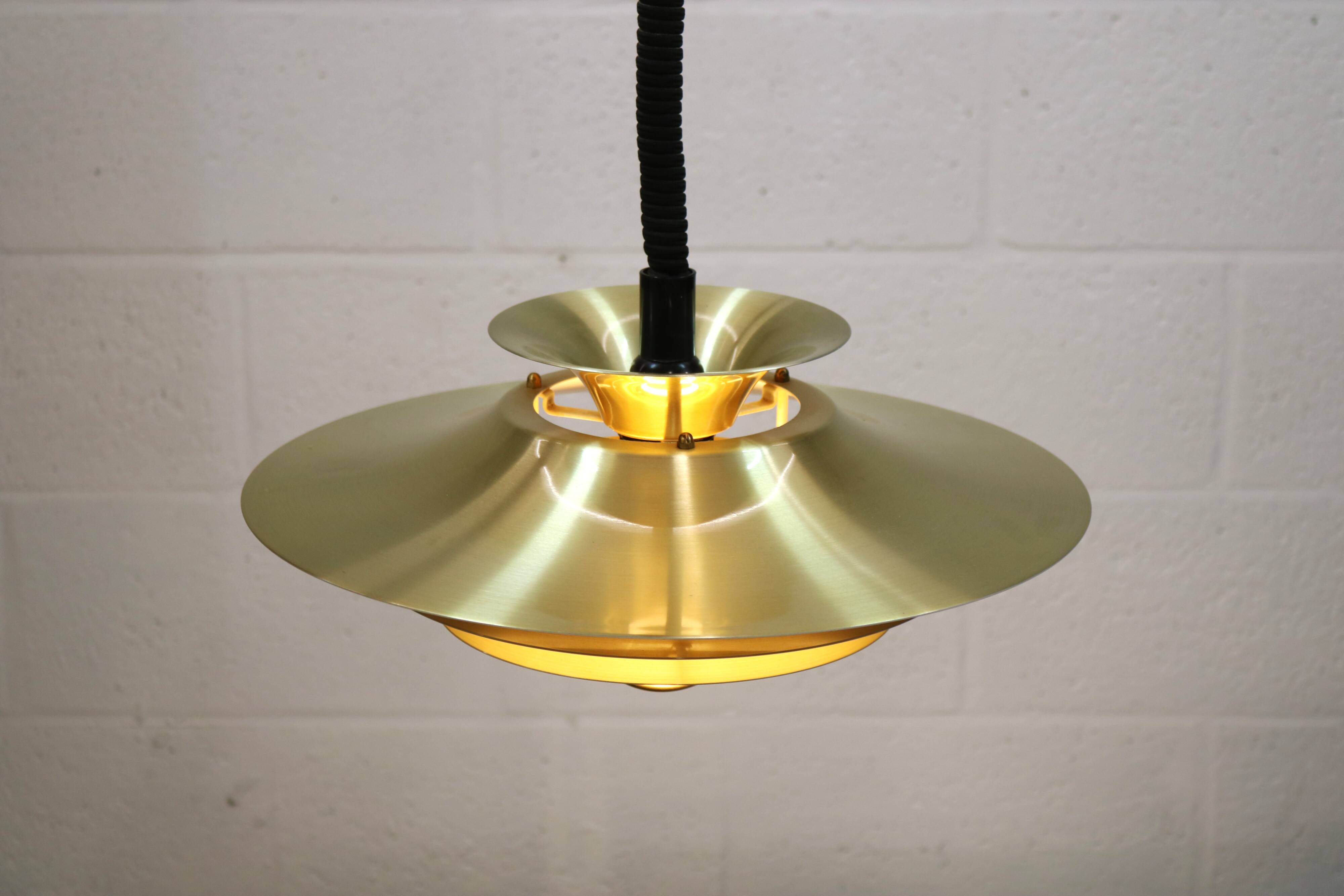 Vitrika golden messing vintage lamp: 1970s Scandinavian Mid-Century Modern