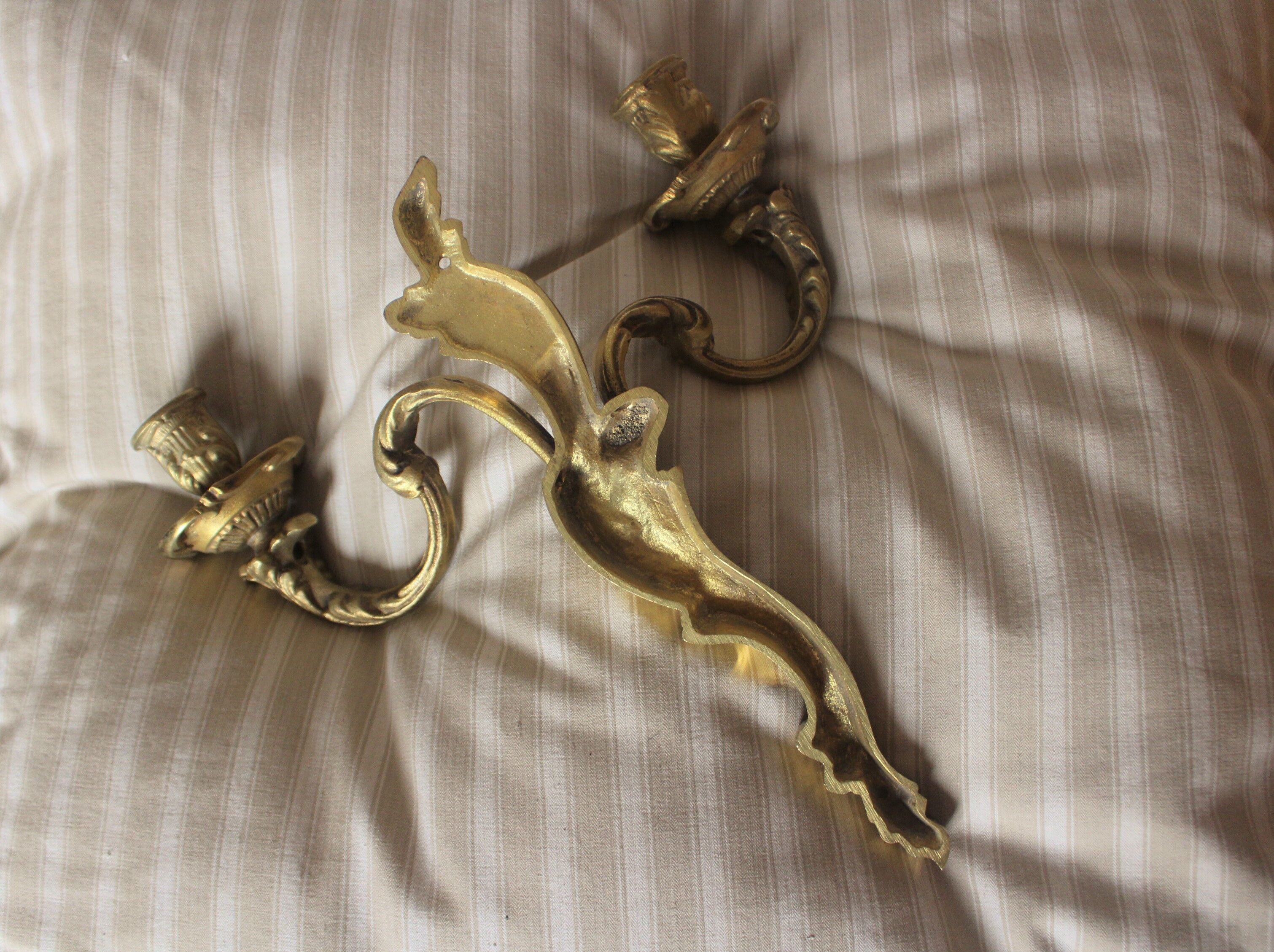 Wall sconce
