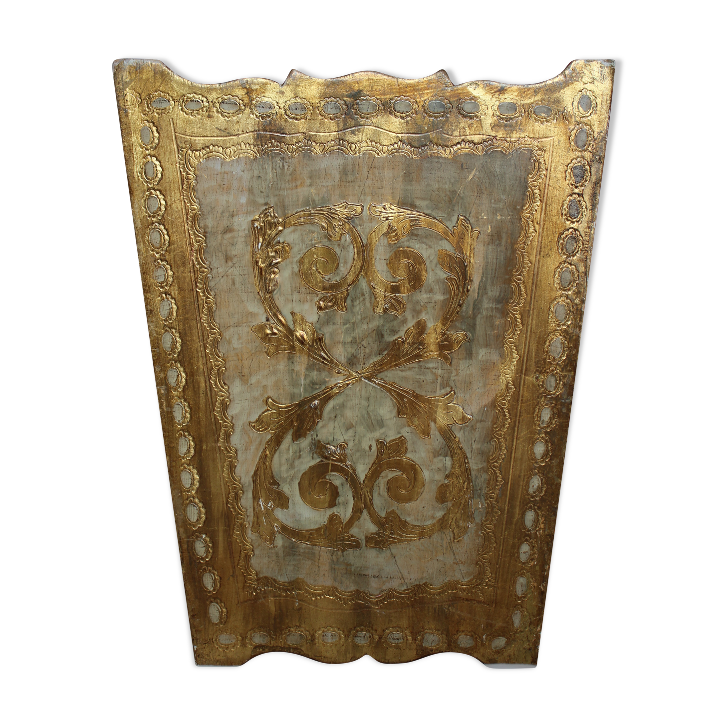 Venetian wooden paper basket