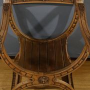 Fauteuil Dagobert en Noyer, style Médiéval – Fin XIXe