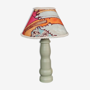 Pied de lampe en bois réalisé par ébéniste et abat jour tissus Lalie Design