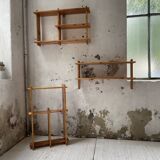 Trio d'étagères constructivistes en pin style Regain