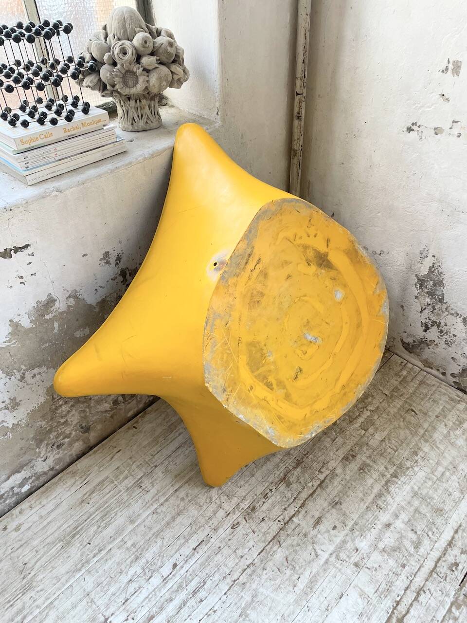 Set of 2 free-form fiberglass planters