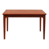 Extendable teak dining table by Grete Jalk for Glostrup Mobelfabrik