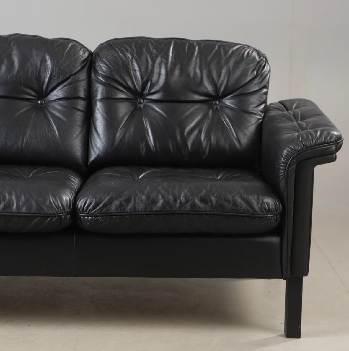Vintage Danish mid-century 3 person black leather sofa 1970s