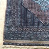 Geometric rug from Pakistan
