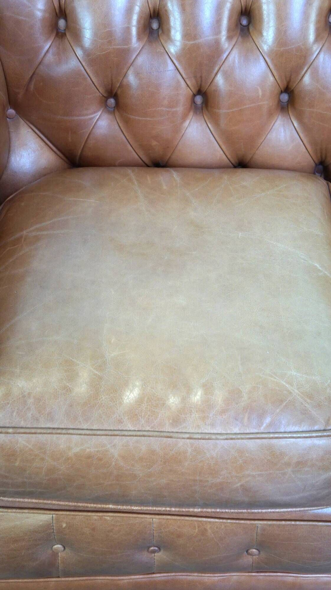 Chesterfield 2-seater sofa in light brown/cream English cowhide leather