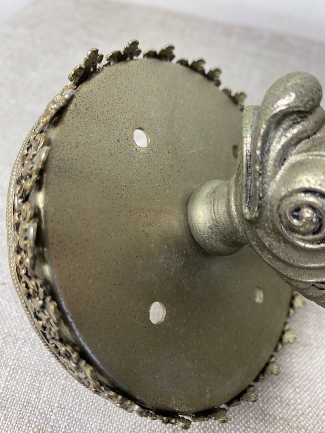 Applique poisson de style art déco en métal argenté