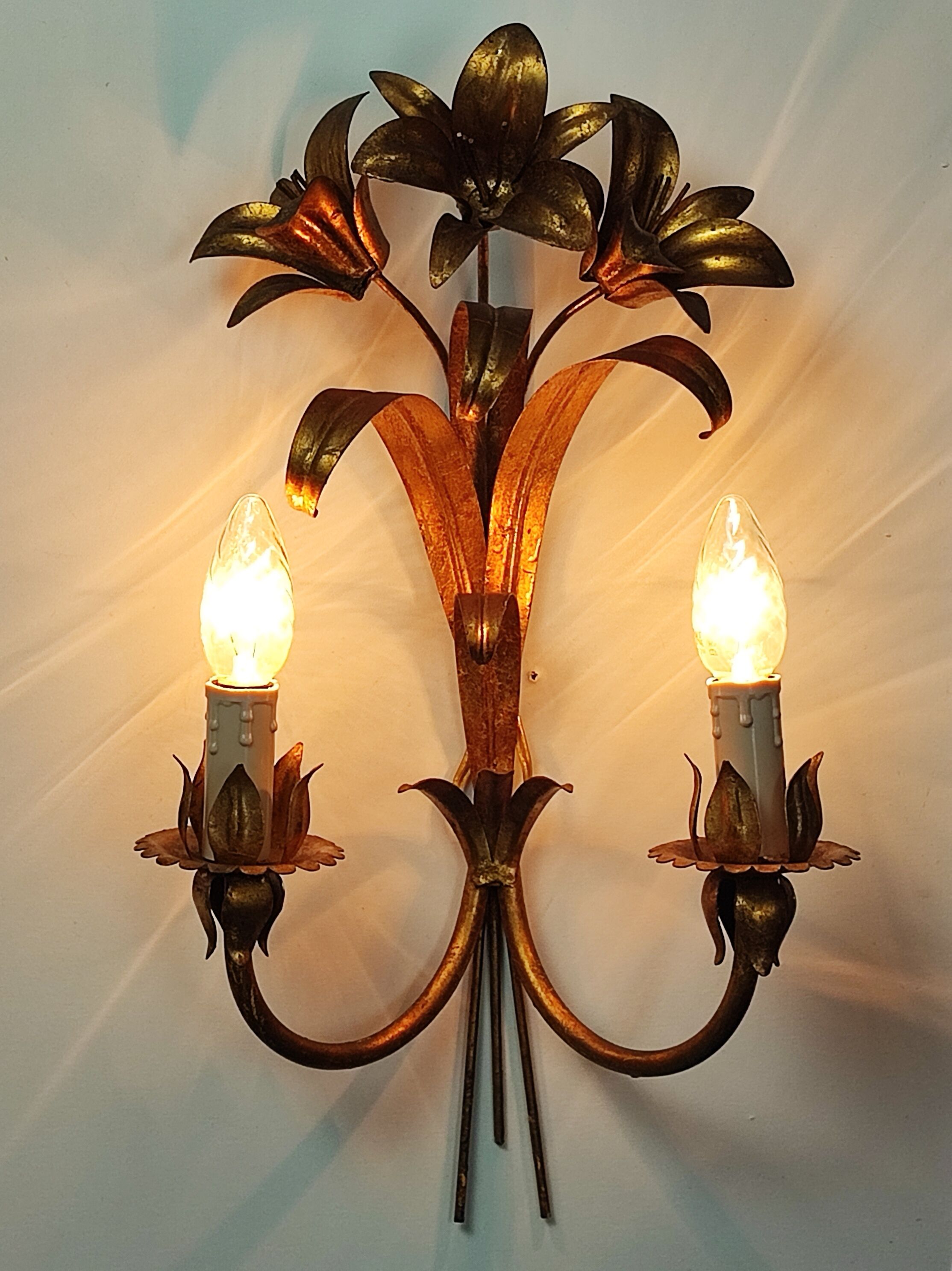 Vintage Italian wall lamps