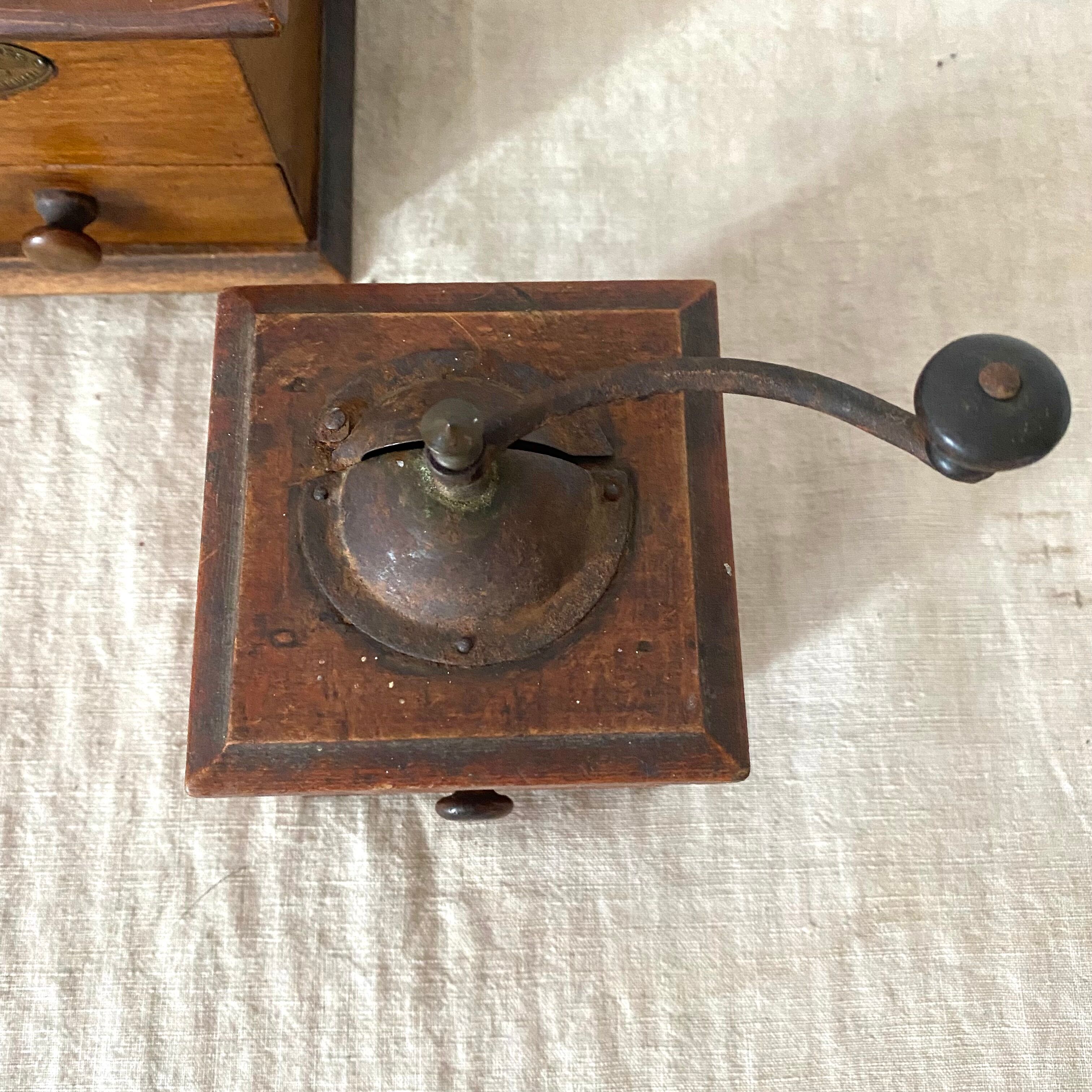 Old miniature peugeot frères coffee grinder