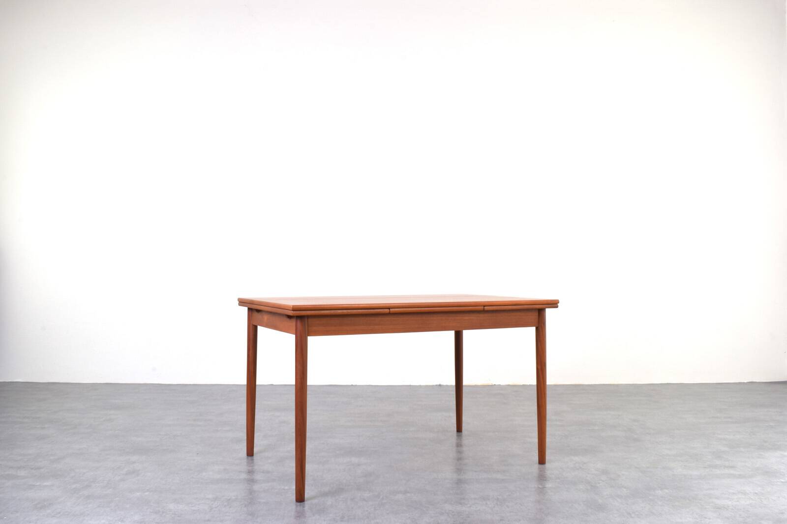 Mid-Century Danish Teak Extendable Dining Table, 1960s.