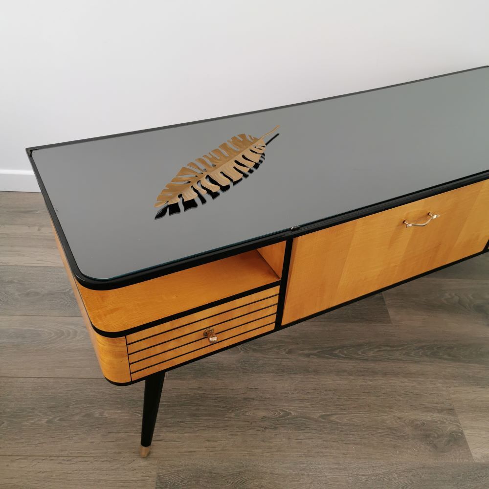 Vintage dressing table