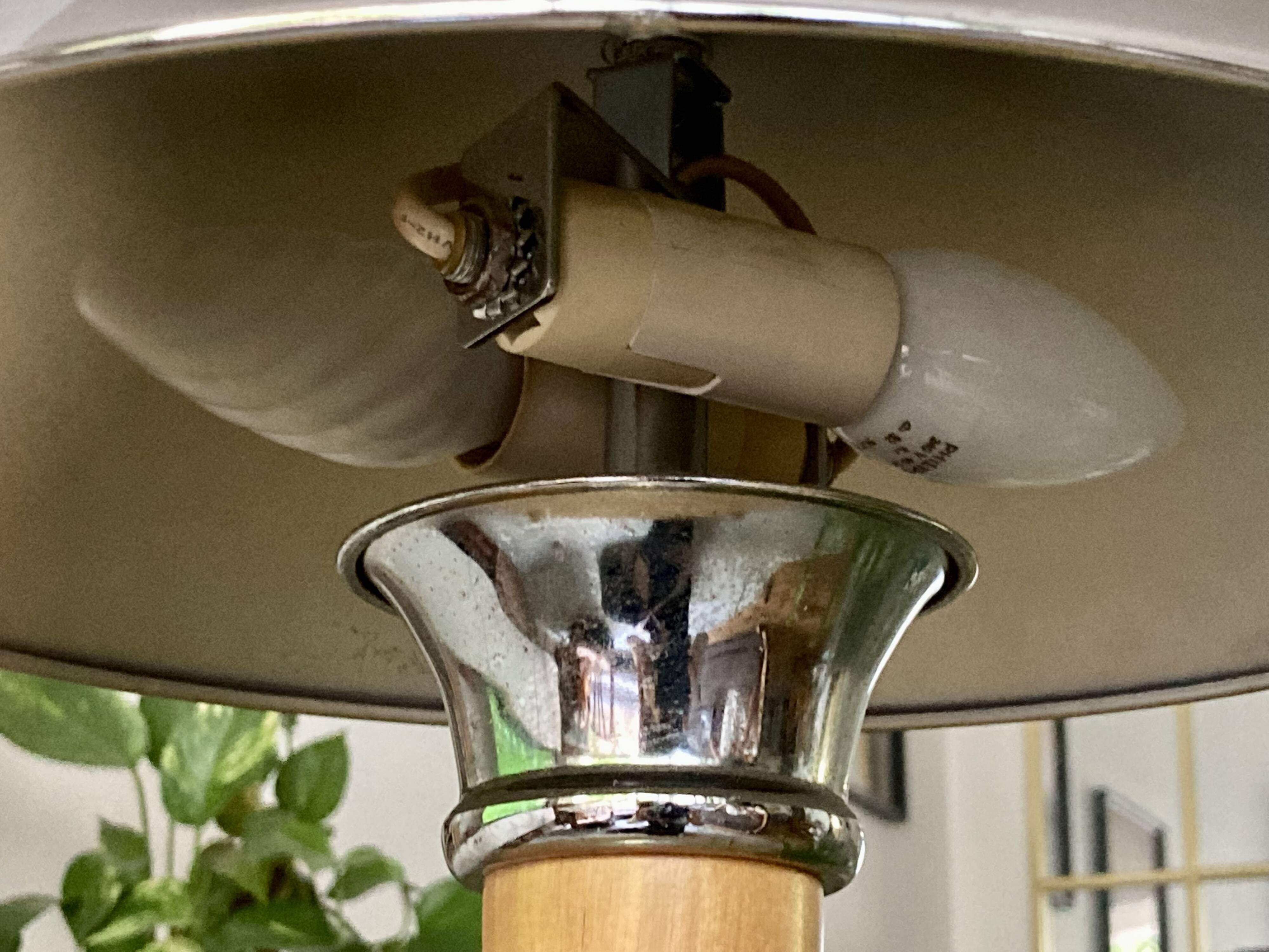 Liner lamp - titan lighting - 1980s - very good condition