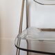 Chaise pliante en metal et plexiglas