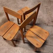 Lot de 3 chaises et 2 tabourets