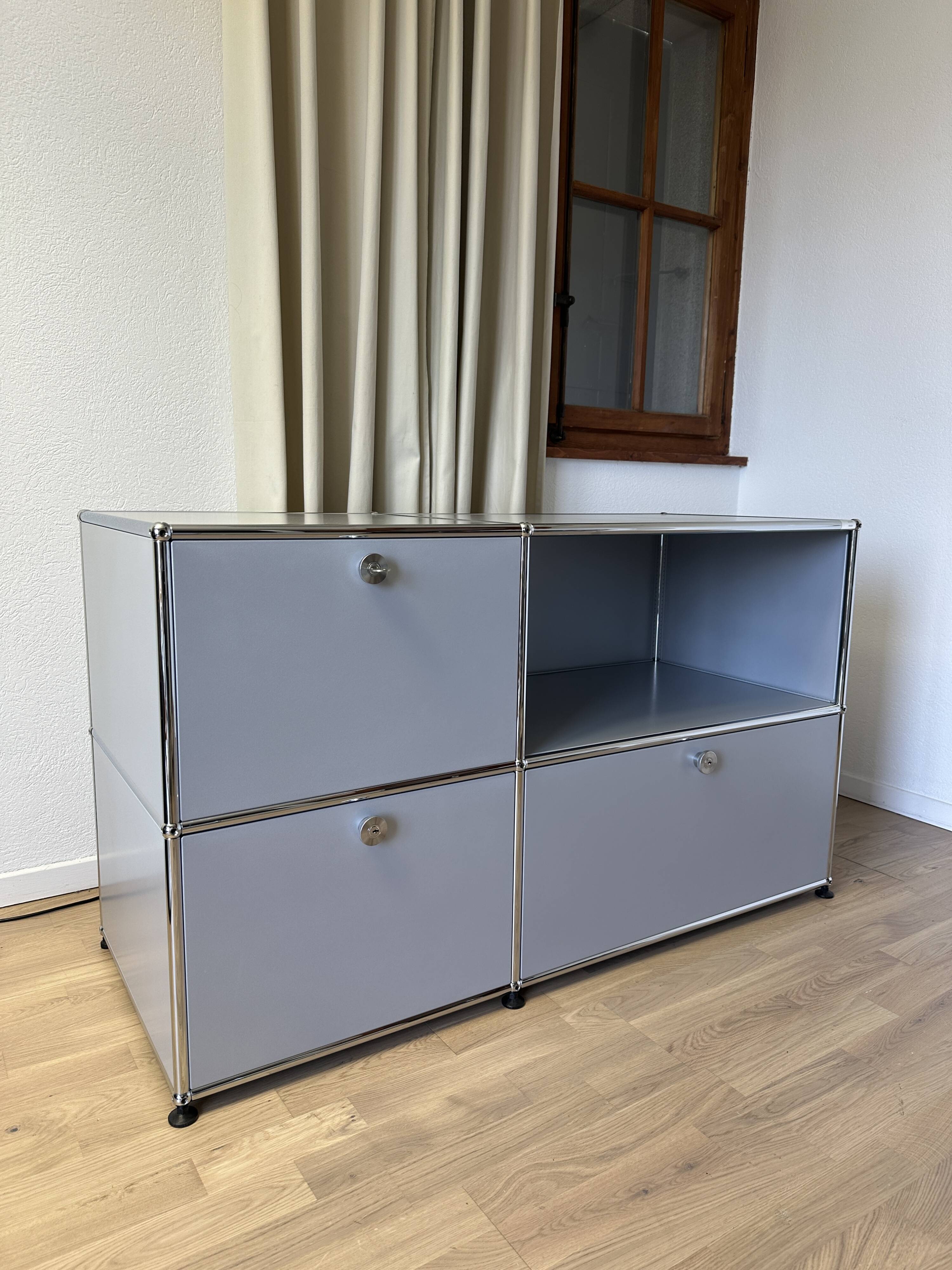 USM Haller Commode in Matte Silver