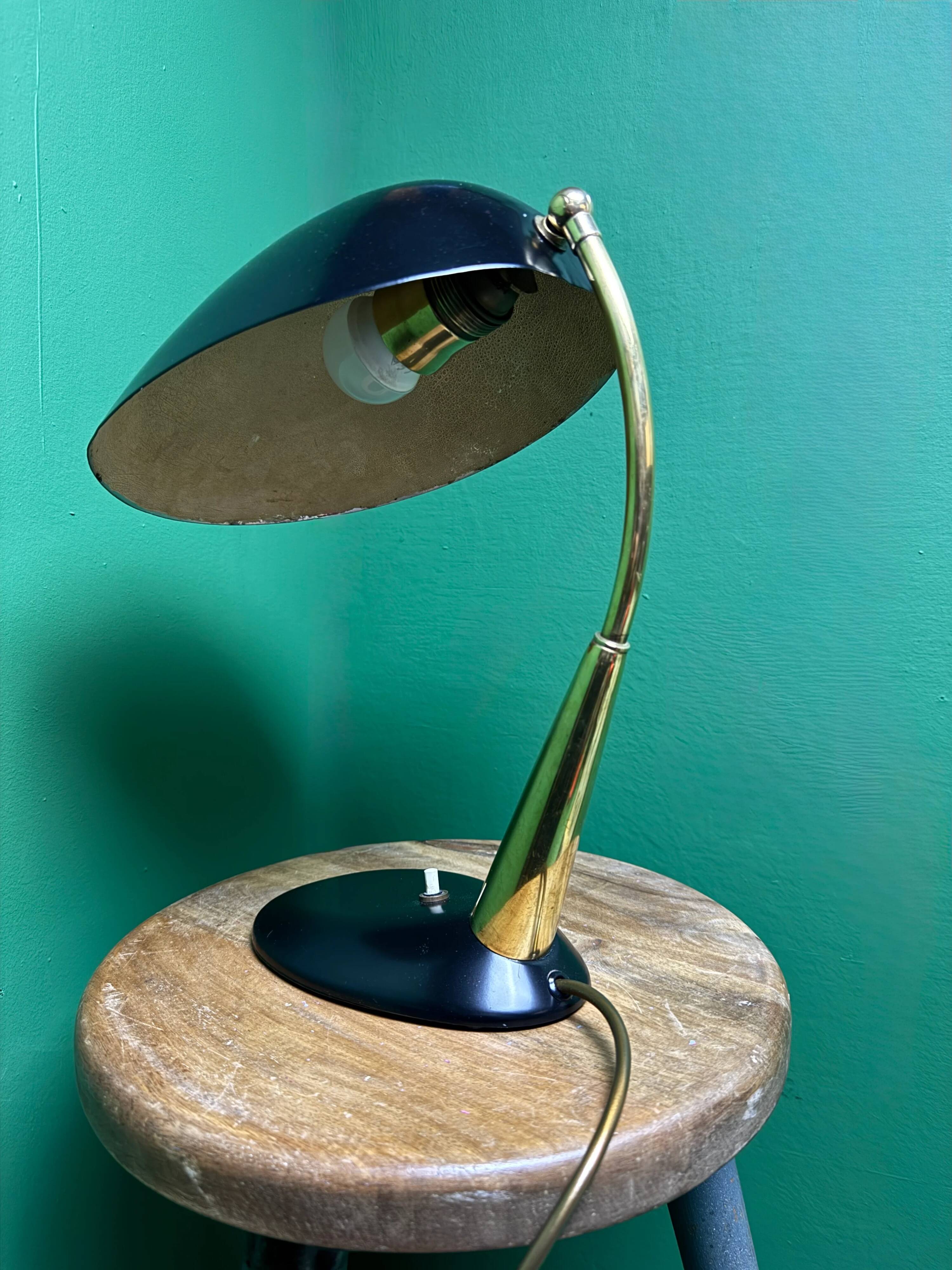 Lampe de table Bauhaus des années 1930 par Gebrüder Cosack Allemagne