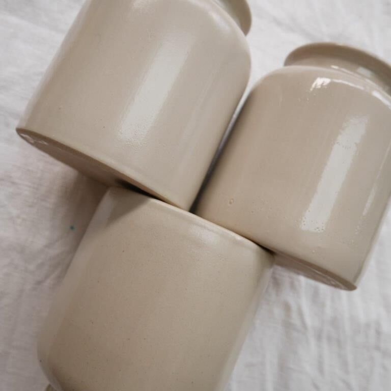 Set of 3 beige mustard jars