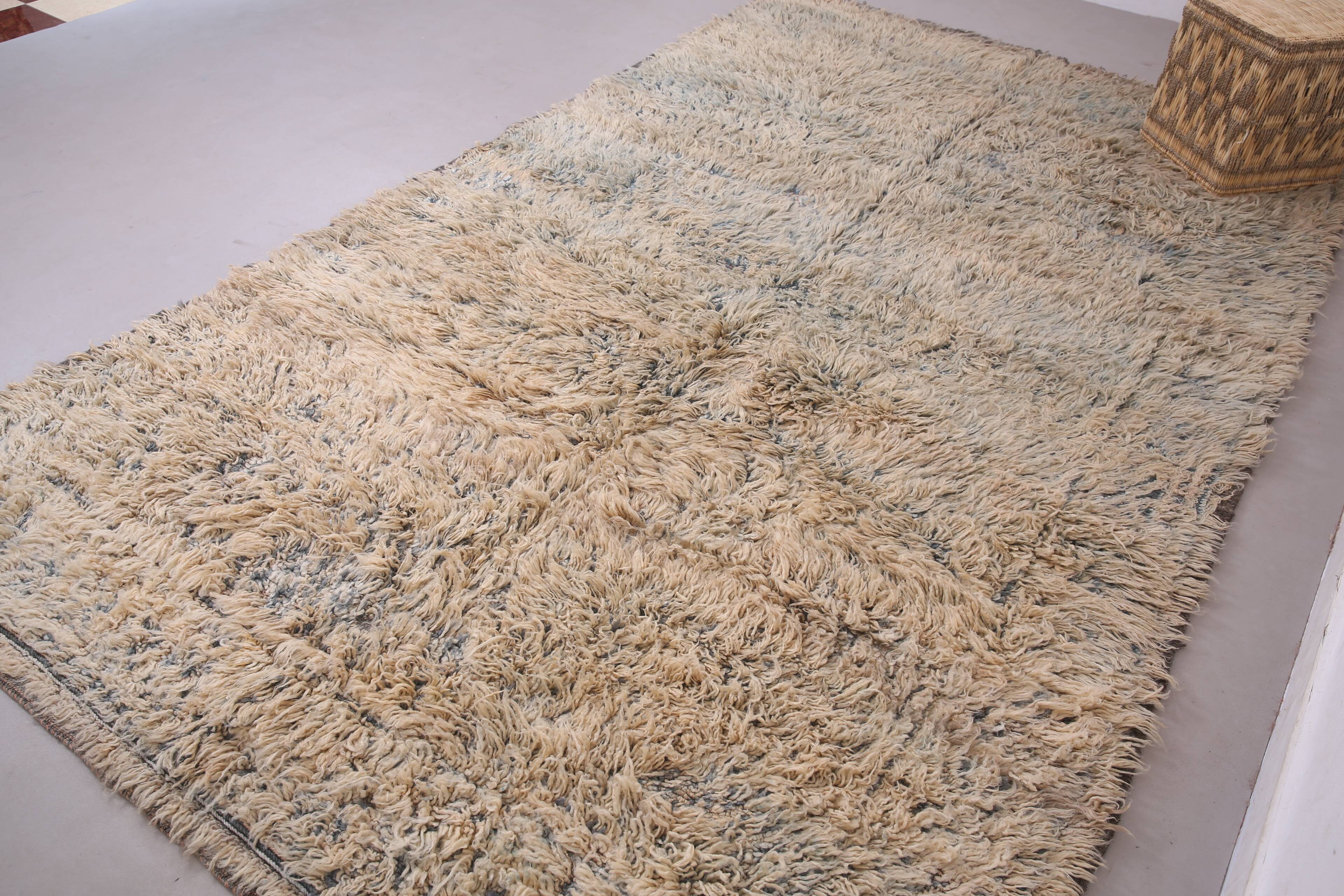 Shag Vintage Moroccan Rug 202 x 325 cm - Berber Wool Rug - Handmade Rug