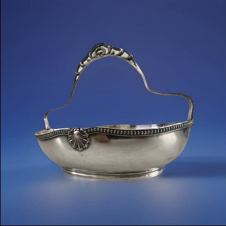 Silver-plated metal basket with Phenix silver hallmarks
