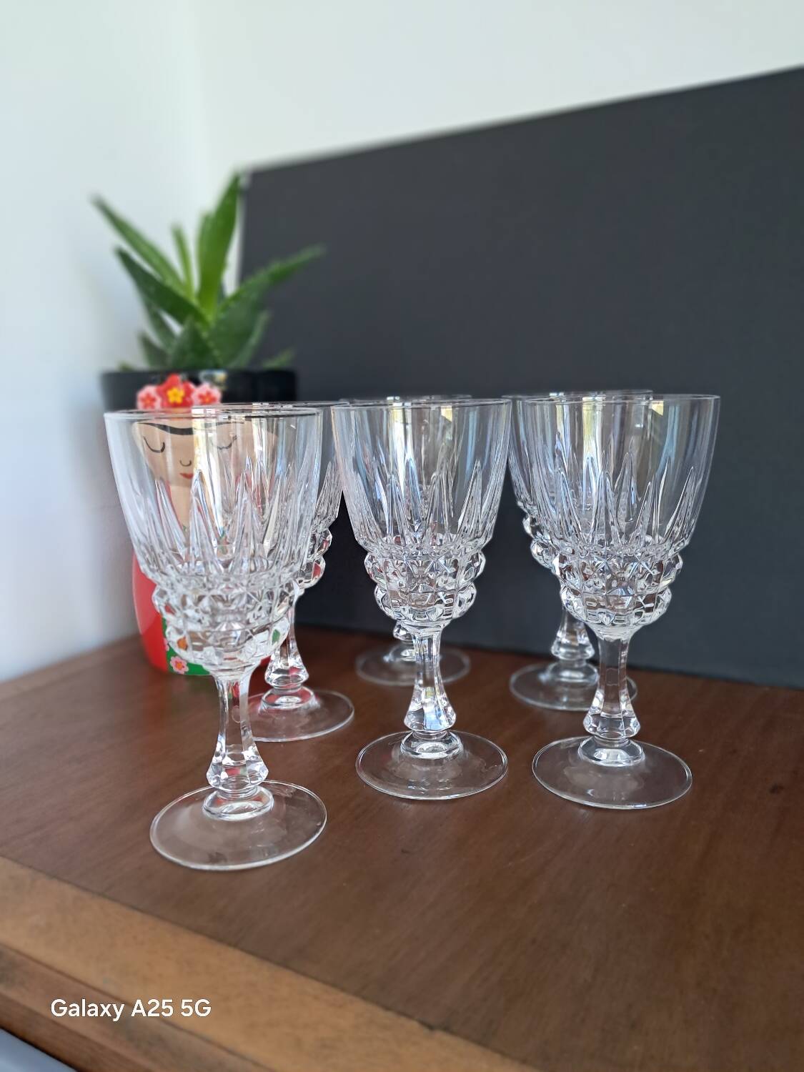 6 new crystal wine glasses from Arques, Pompadour model
