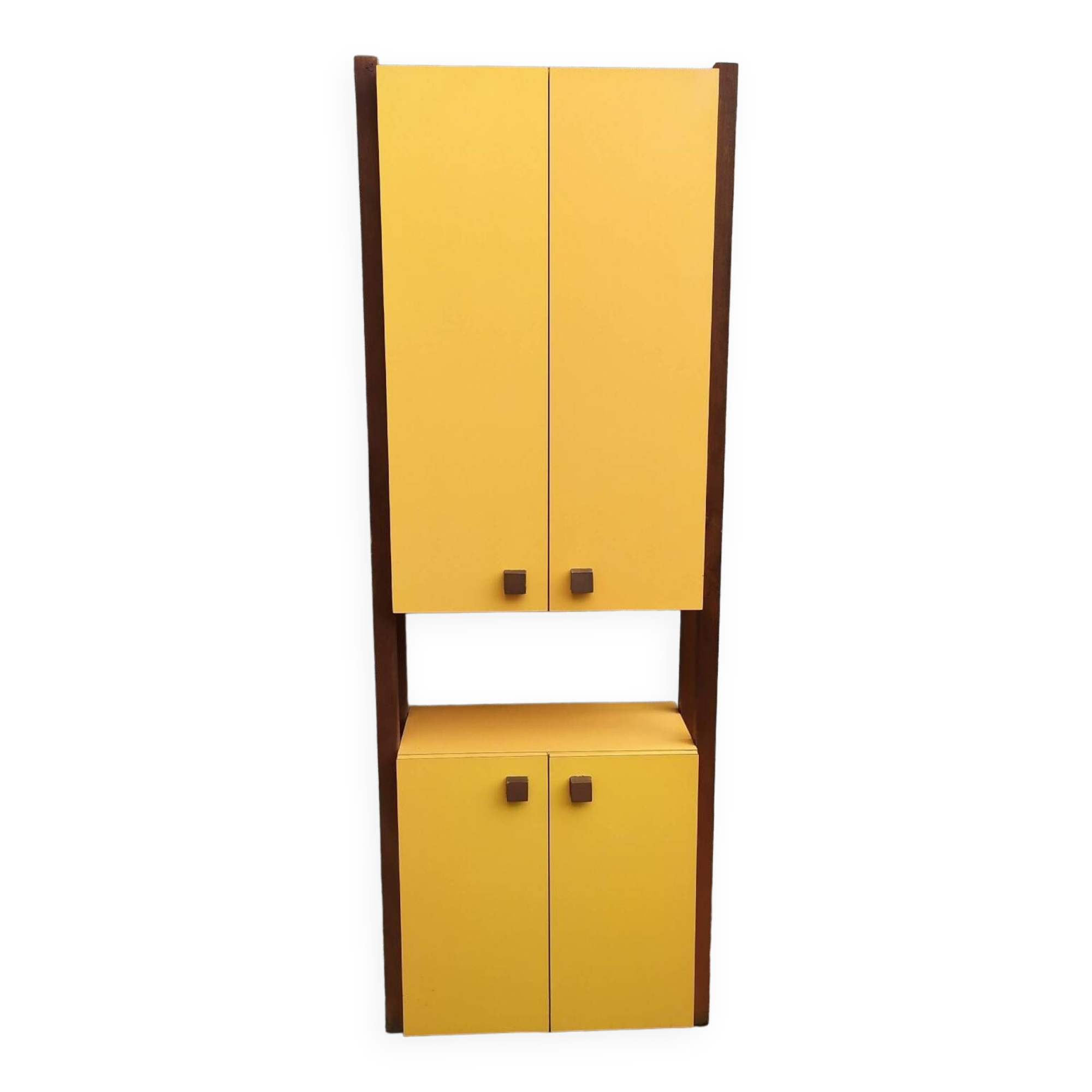 Vintage bathroom furniture