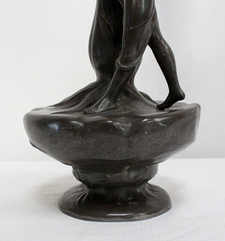 Pewter vase, "Young woman picking a water lily", signed P. Jean, Art Nouveau early twentieth century