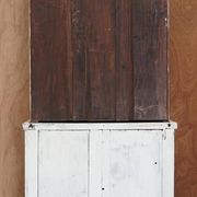 Placard victorien ancien en bois dur peint à la main