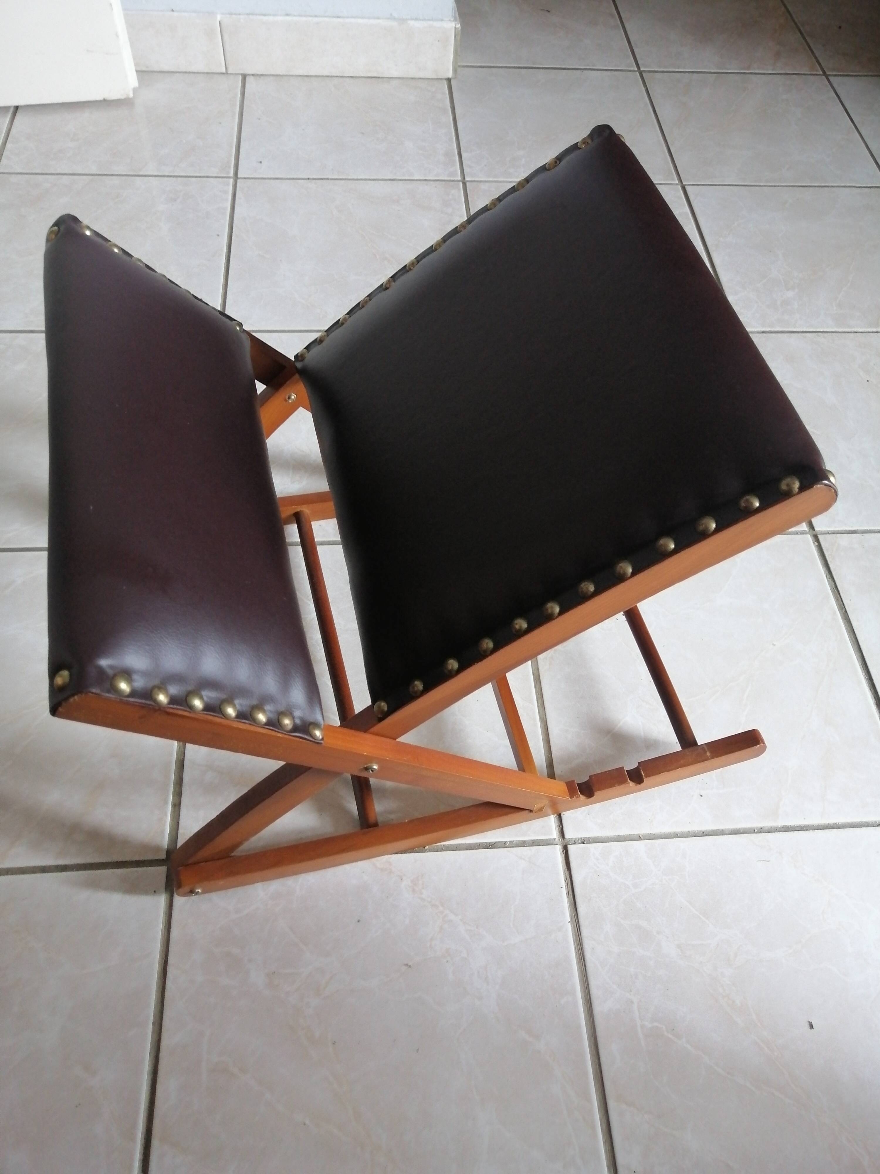 Vintage rocking footrests in wood and faux leather