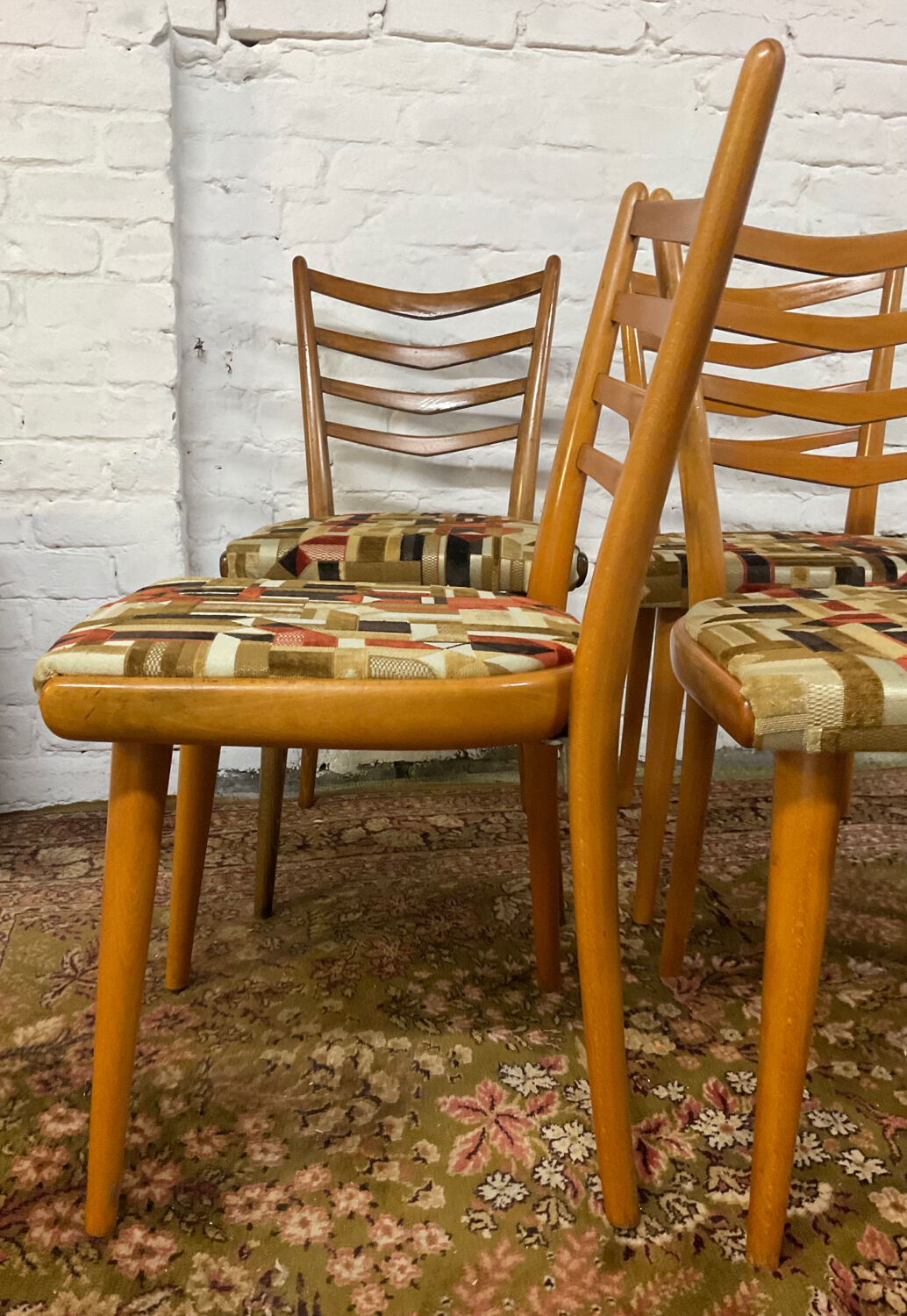 Series of 4 Scandinavian chairs from the 50s and 60s