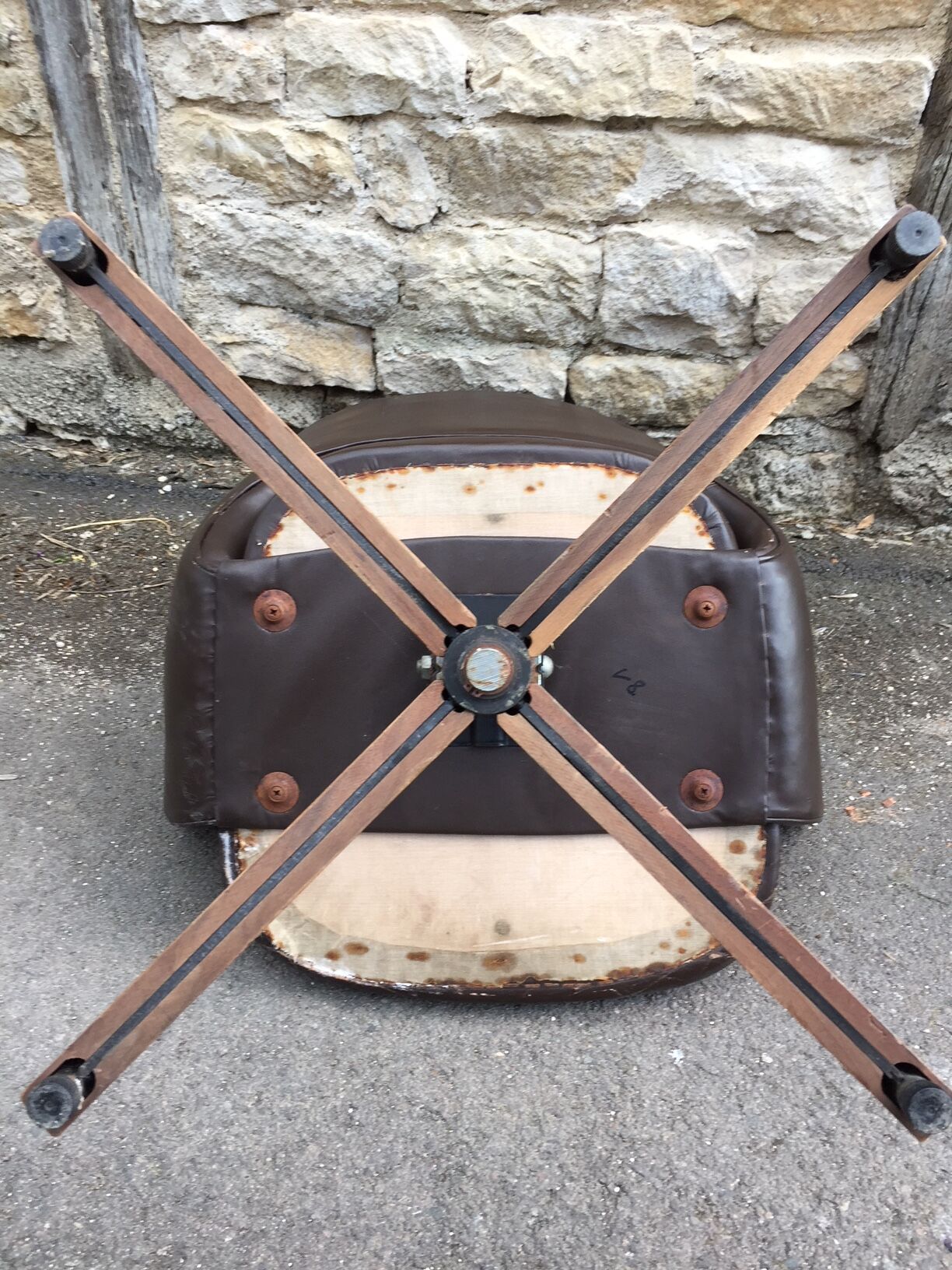 Executive armchair by Eero Saarinen for Knoll