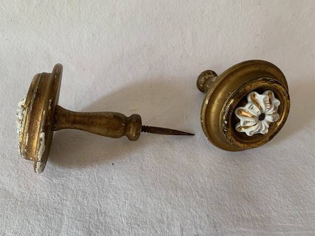 Large round door handles in gilded wood and Old Paris porcelain, circa 1900