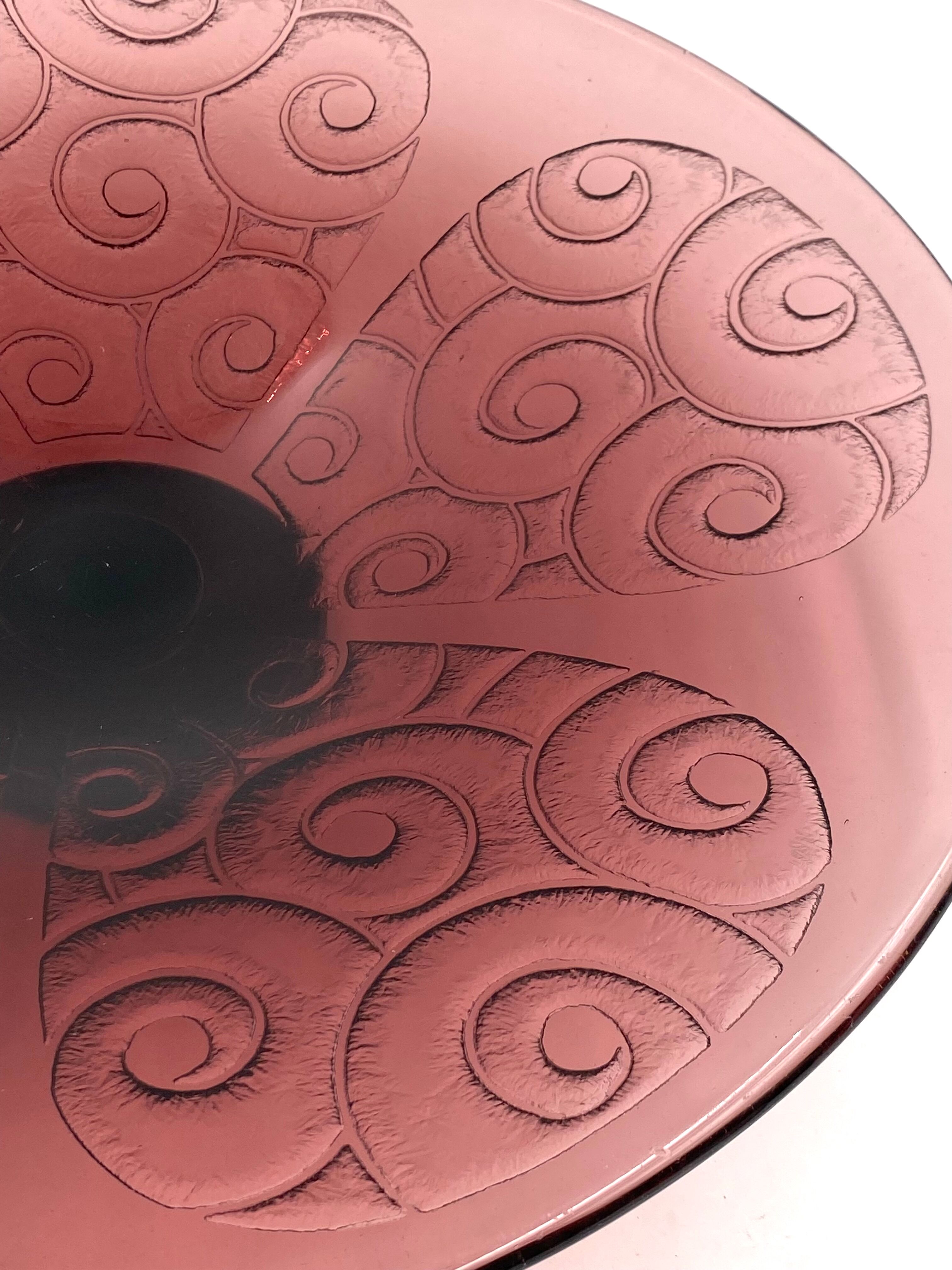 Art deco violet glass centerpiece, Le Verre Francais, Charles Schneider, France, 1930s