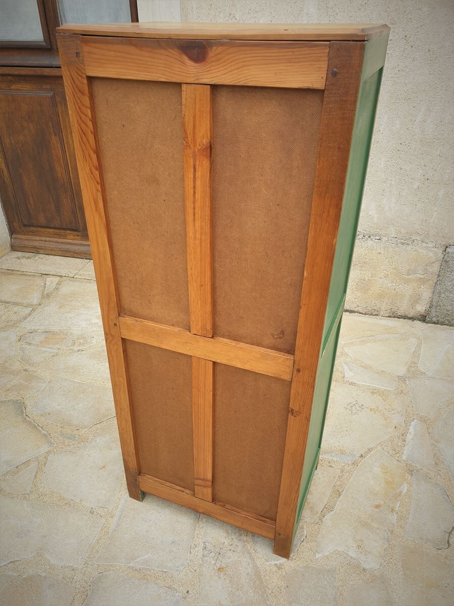 Vintage bonnetière cabinet