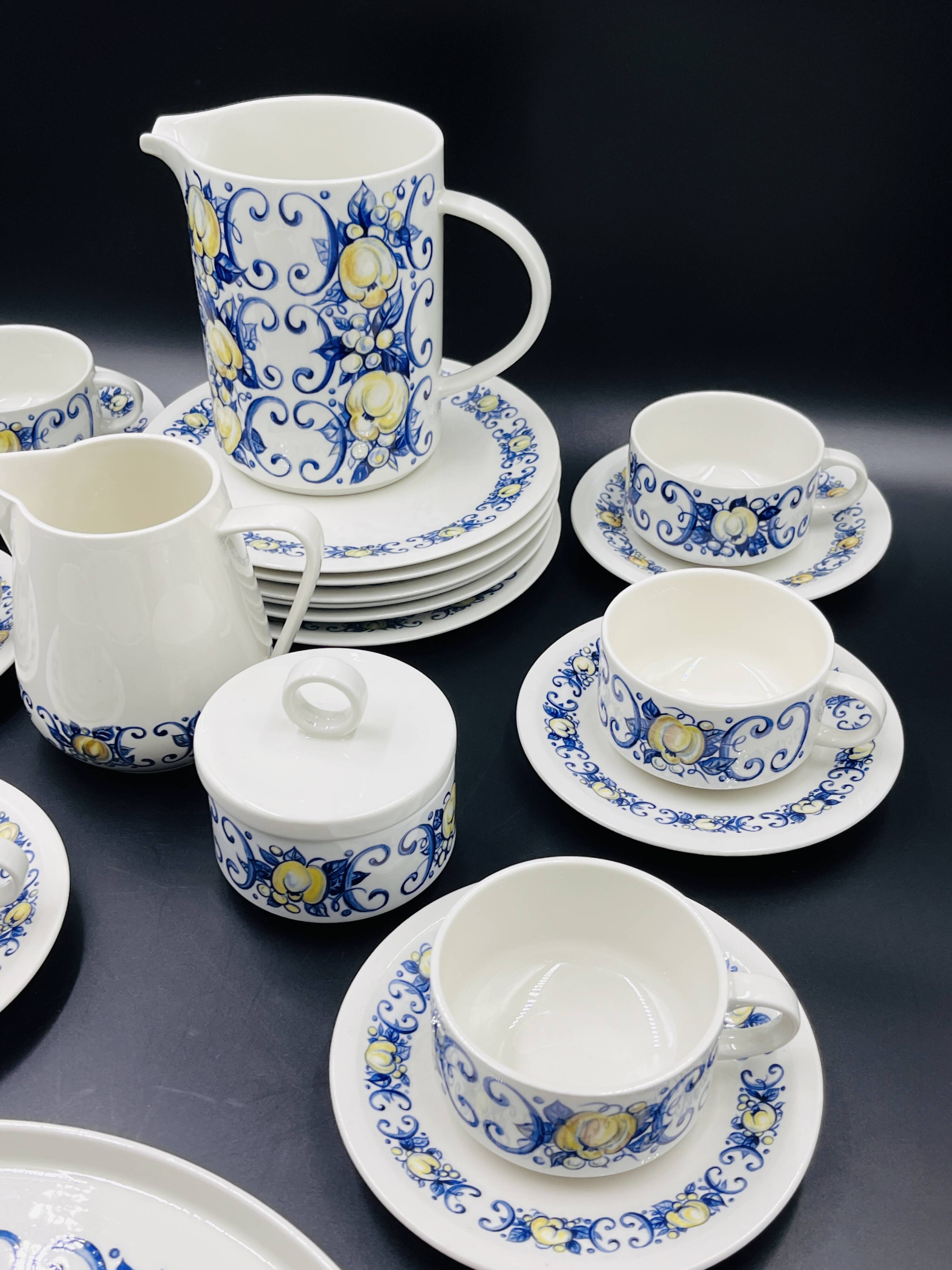 Cadiz Villeroy & Boch lunch service