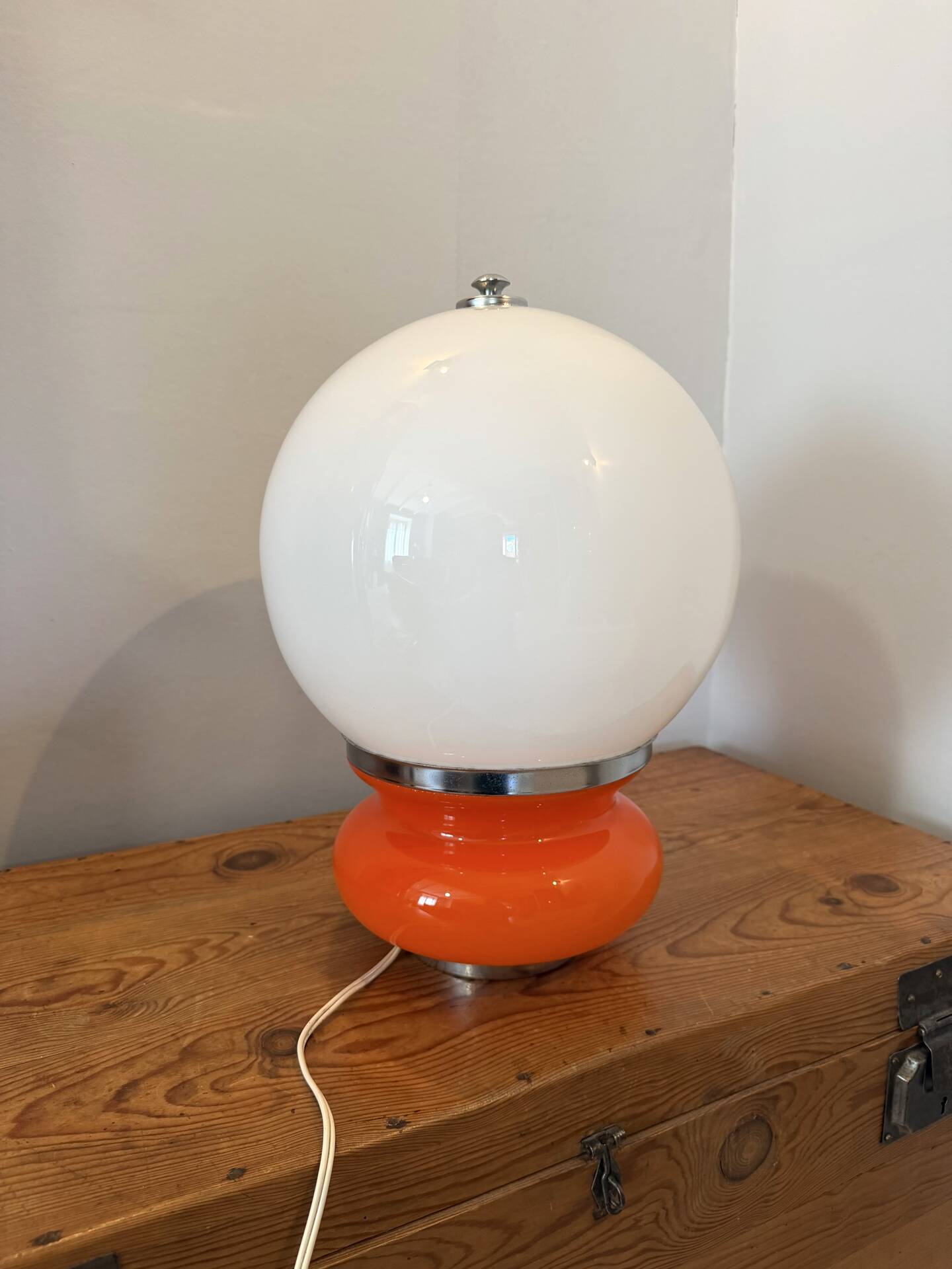 Space age design table lamp in Murano glass by Carlo Nason
