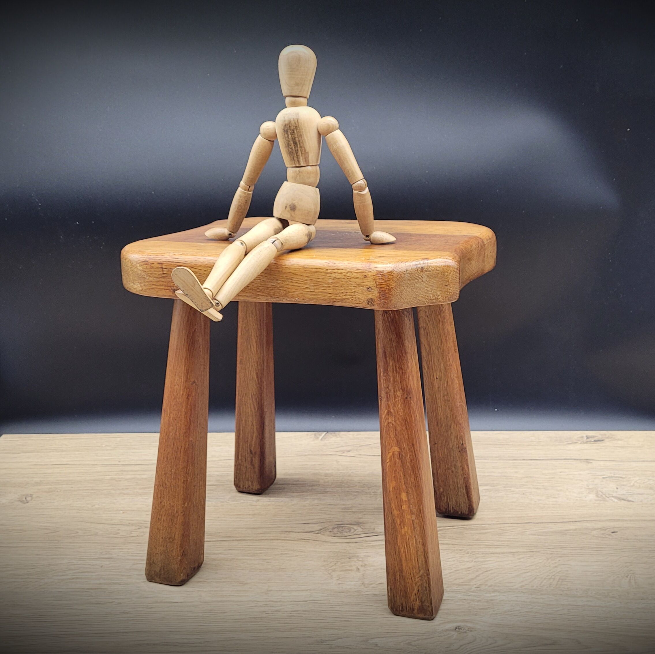 Quadripod solid wood stool
