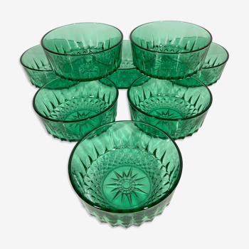 Salad bowl set and 8 ramekins in green cut glass