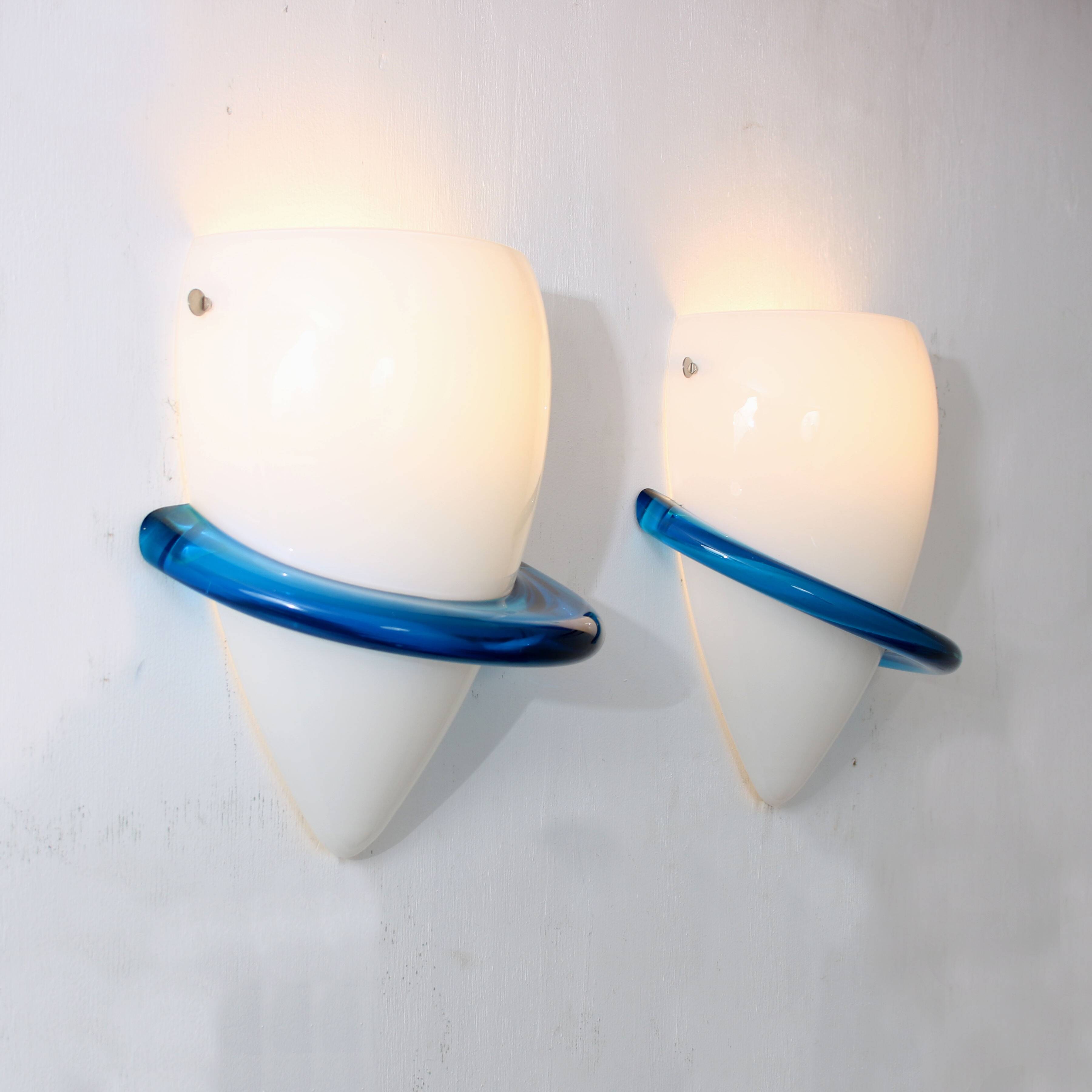 1990s Pair of “Blue Swan” wall lamps by Tinu Aufiero for Venini, Italy