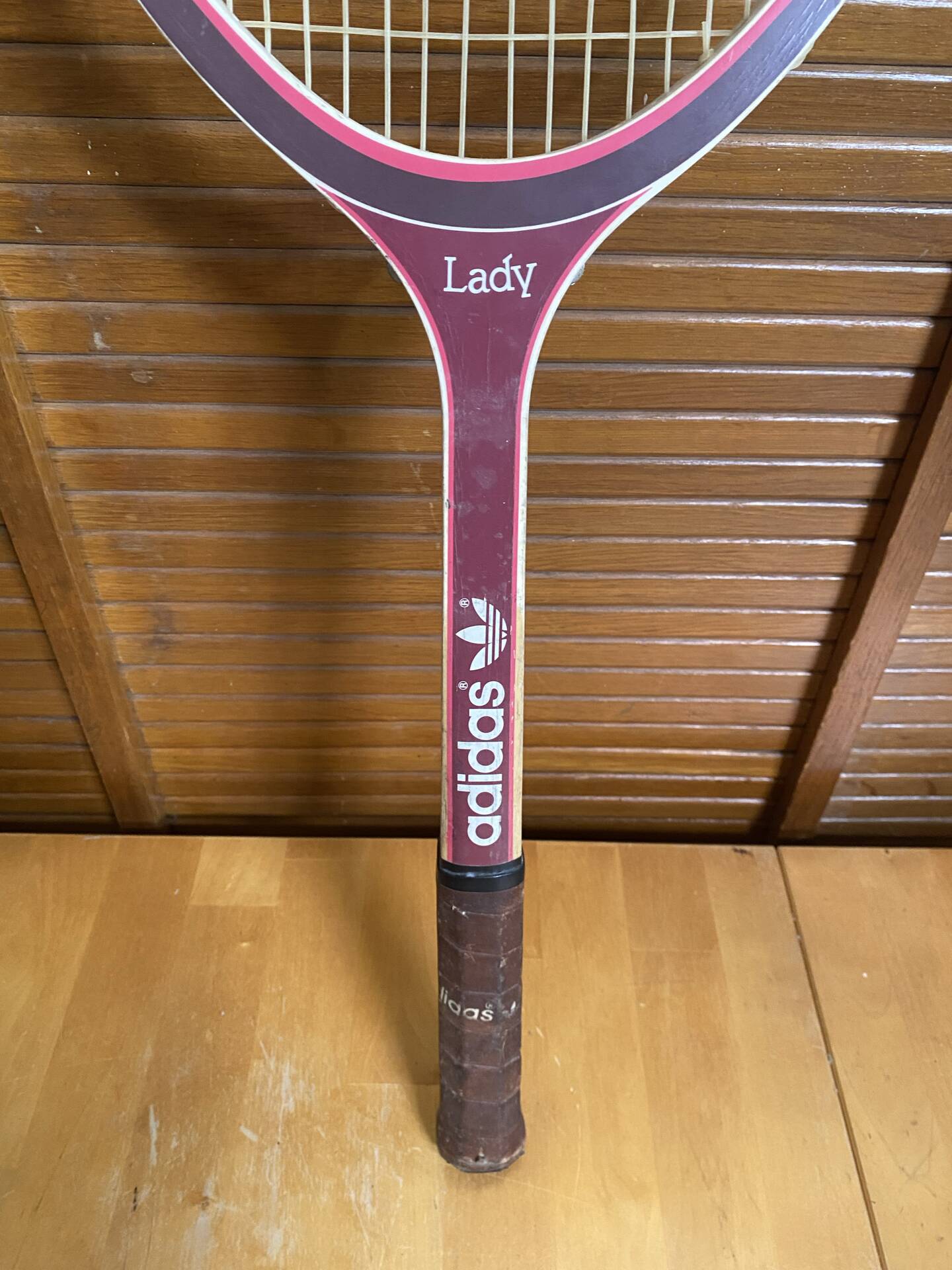 Vintage ADIDAS Lady Wooden Tennis Racket #E195
