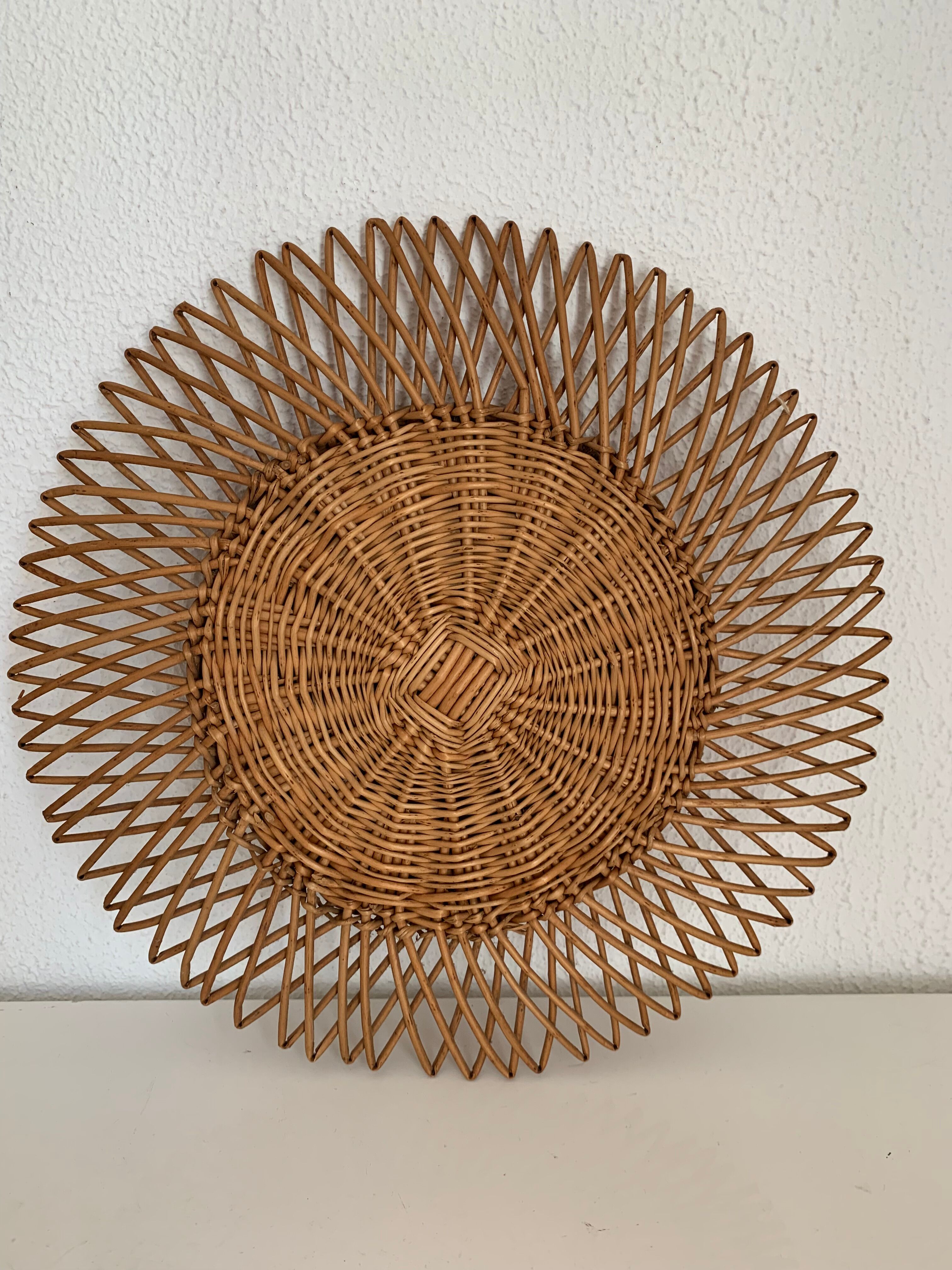 Vintage mirror 1960 sun rattan flower wicker - 37 cm