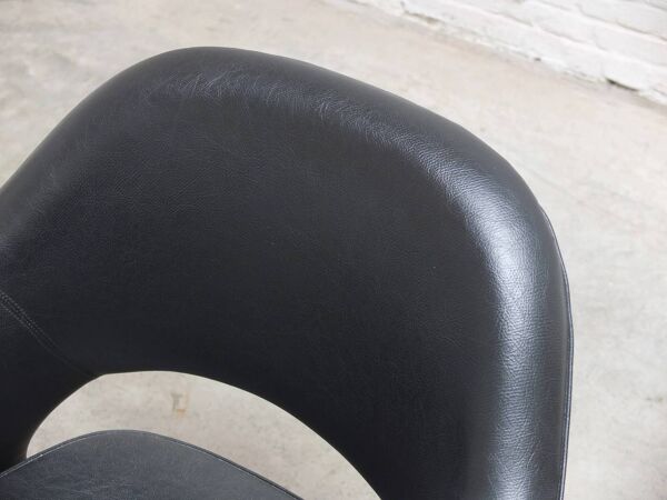Ensemble original de 4 fauteuils 'Executive' par Eero Saarinen pour Knoll, années 1960.