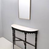 Miroir mural en forme de bouclier avec cadre en laiton, Italie