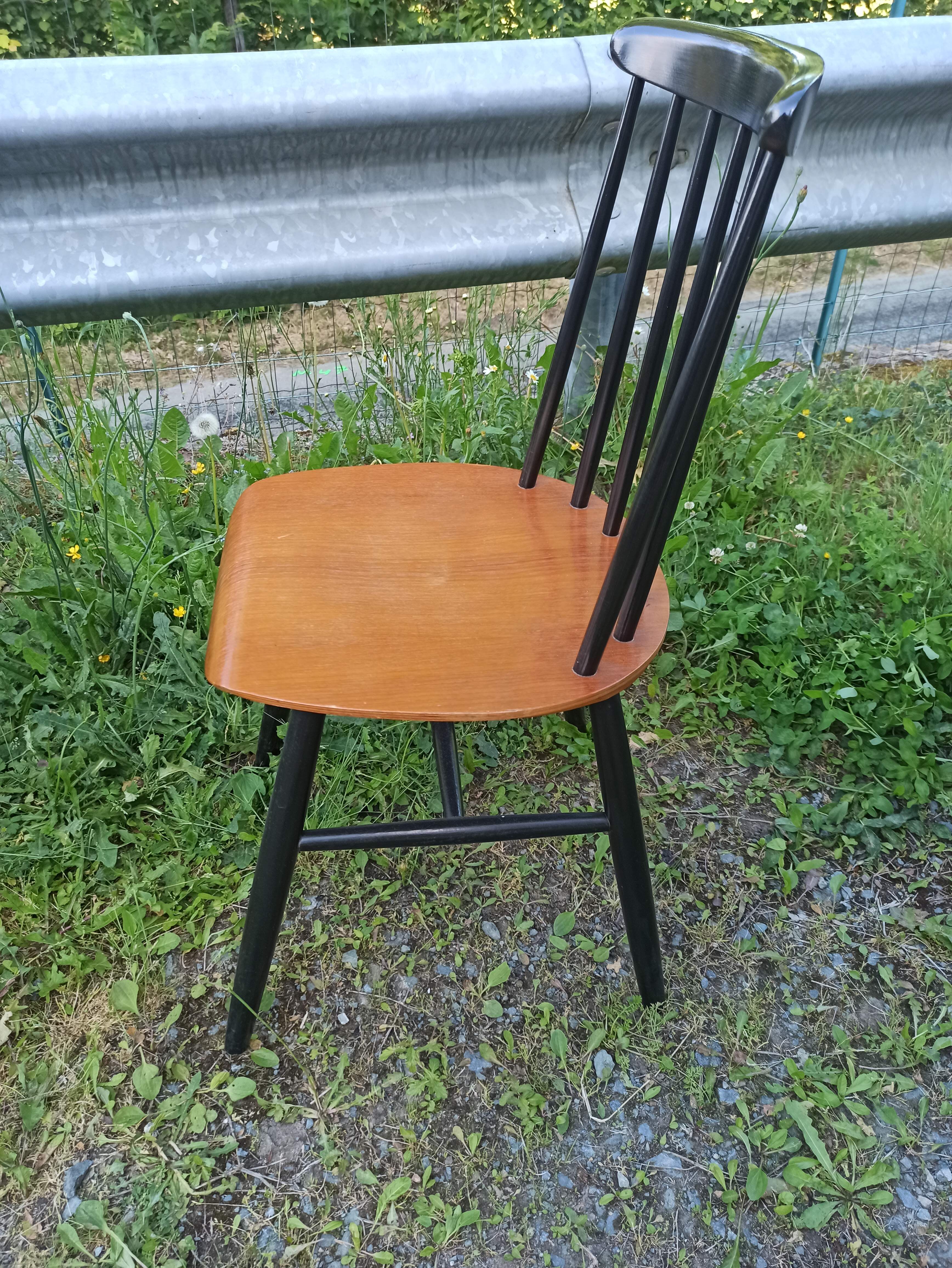 Paire chaises fanett par Ilmari Tapiovaara années 60