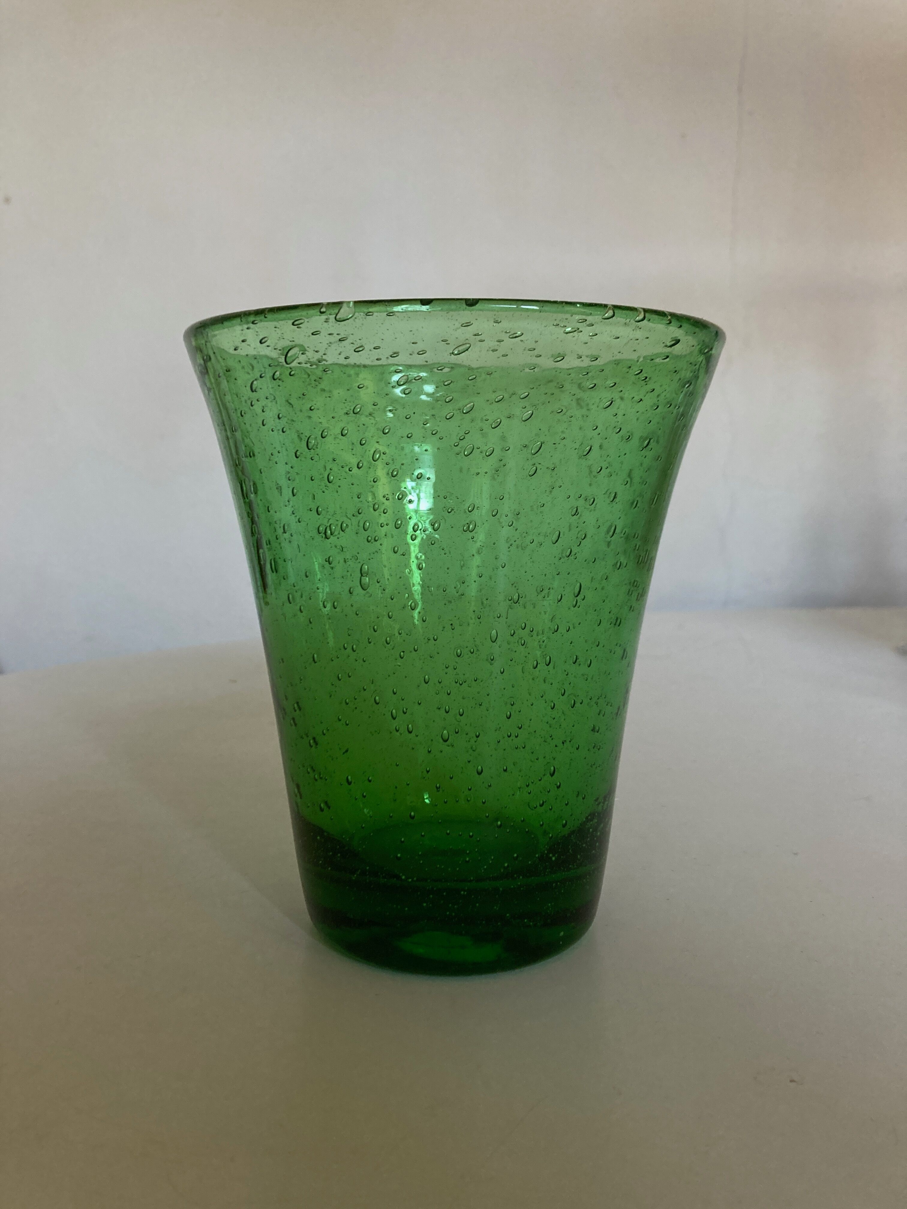 Vase en verre bullé de Biot 1960