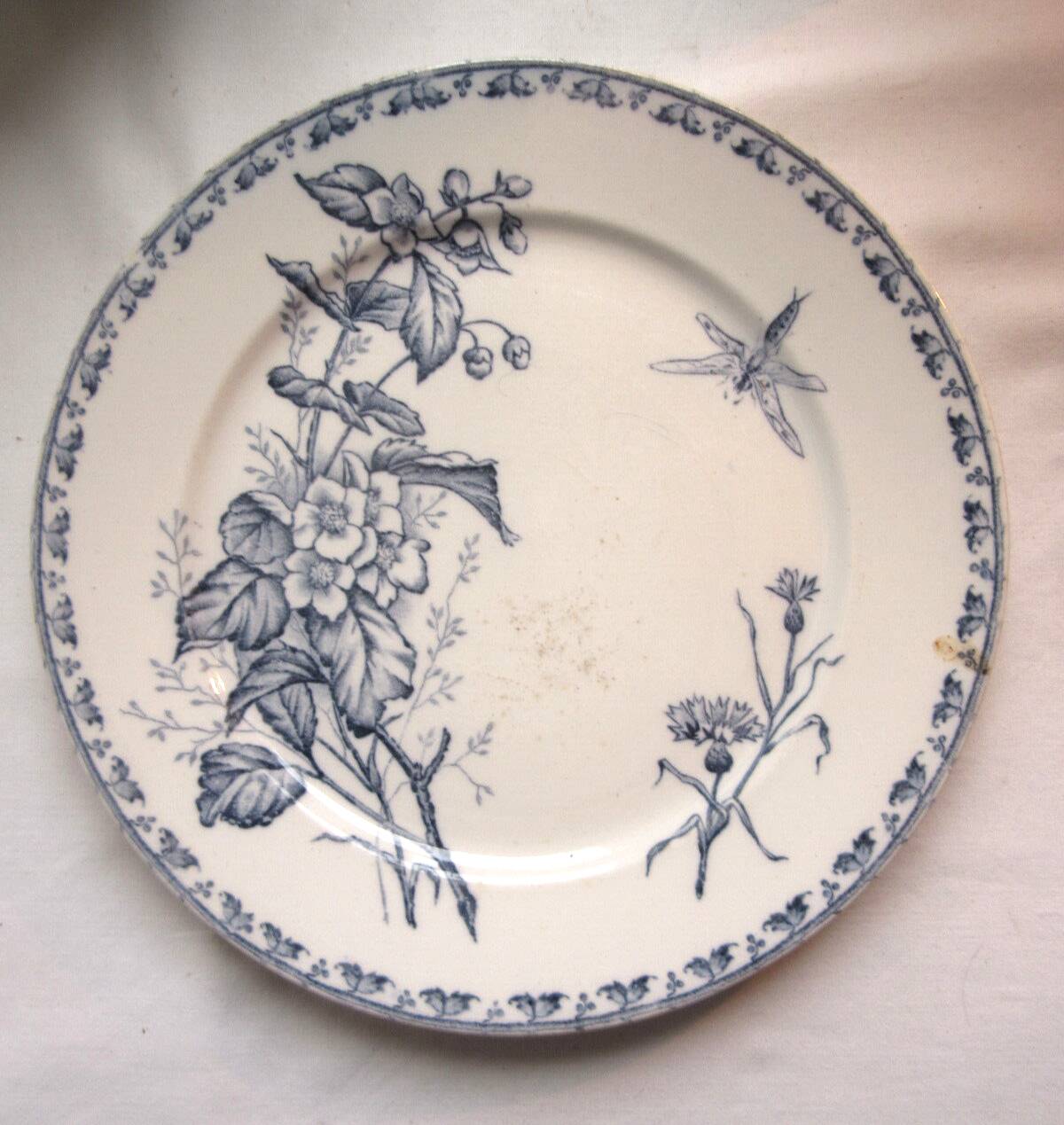 Terre de Fer dessert plate, Carmen de Sarreguemines: Flowers & Dragonfly, N5