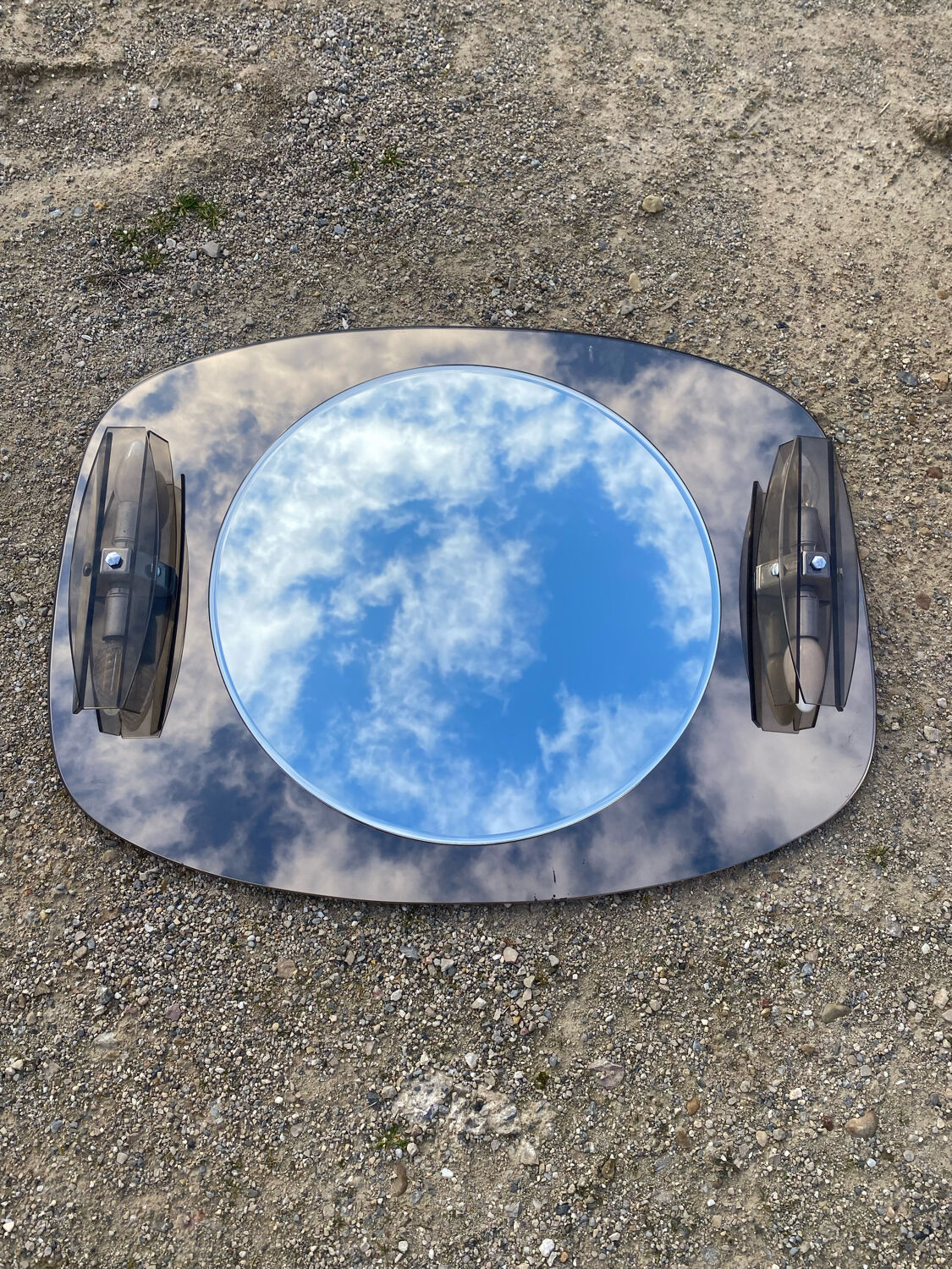 Mirror illuminating bathroom design, 79x60 cm