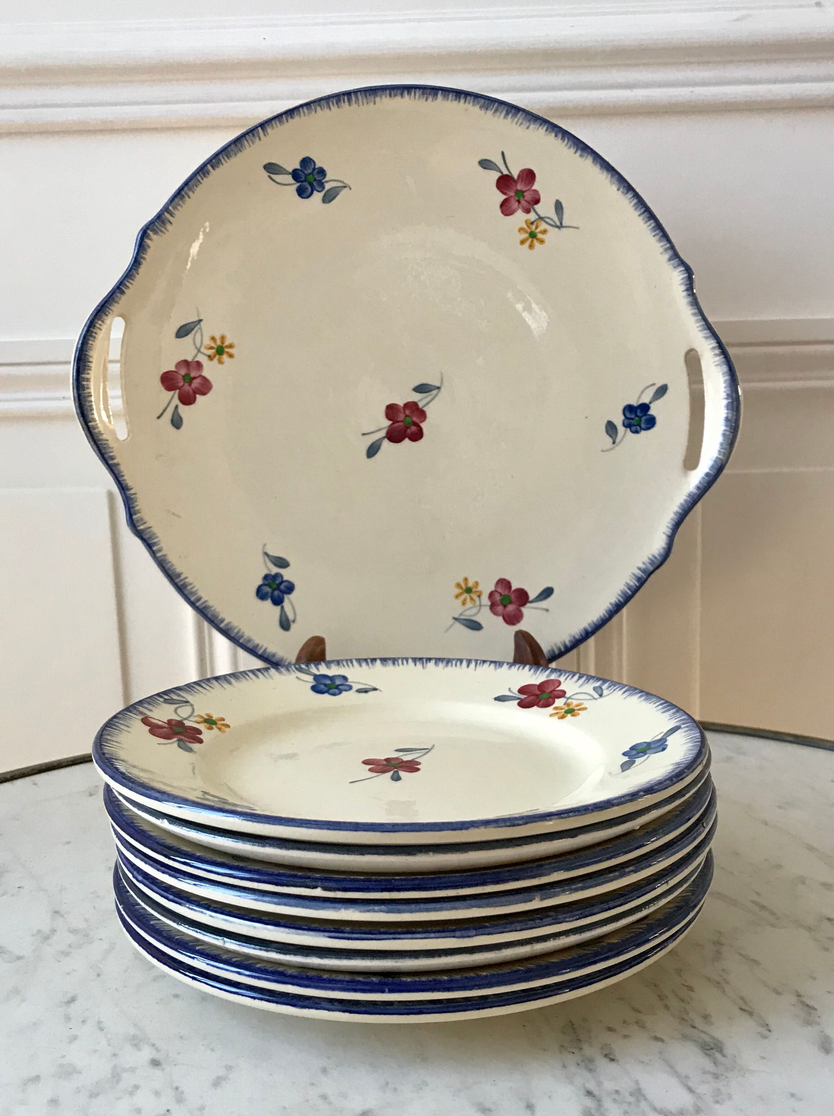 Cake consisting of a cake dish and 8 dessert plates Digoin Sarreguemi